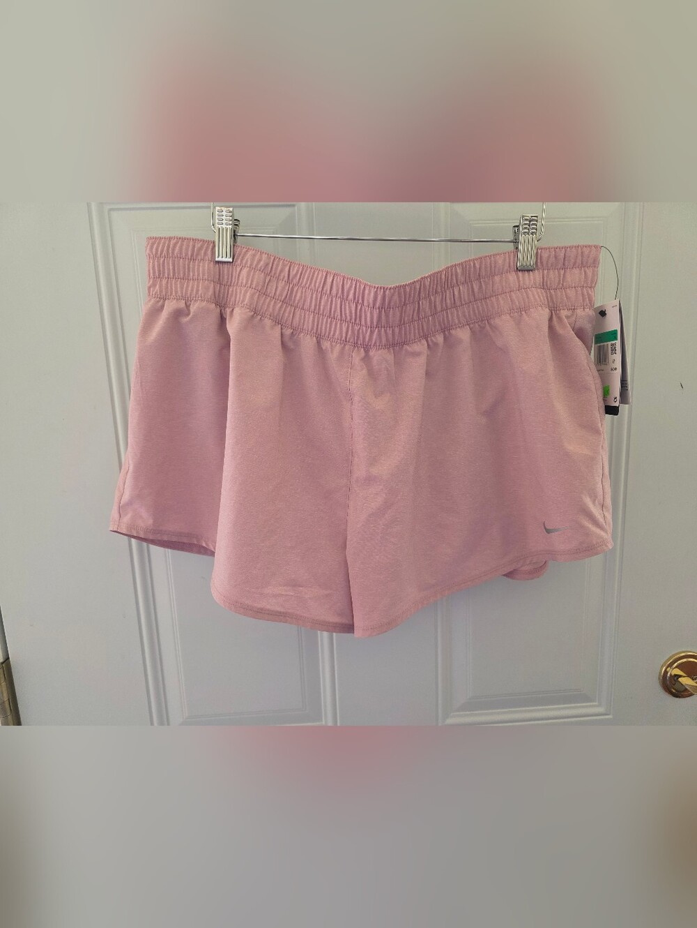 Nike Dri-Fit Light Pink Women's Athletic Shorts Size XL-New With Tags